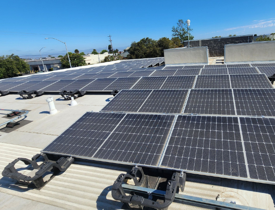 POWERsave battery storage and rooftop PV array installed at Skyway Telehealth