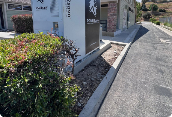 Battery storage equipment installed at Clinica Sierra Vista Medical
